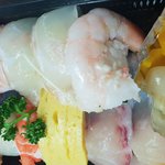 초밥 왔늨데 서비스로 새우튀김 줌ㅋㅋㅋ