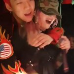 [댓글부탁해] 모두가 이 전쟁이 끝나길 <b>소망</b>
