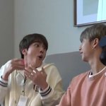[방탄소년단] 자 오늘 <b>컴백</b> 떡밥뜰때 쓸 짤들 나왔다