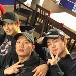 [EXO] 멍멍코 인별에 찬열 세훈이 또 뜸