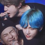 [방탄소년단] 어제자 김<b>형제</b> 얼빡샷