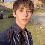 황민현 왜케 <b>아련</b>해..?