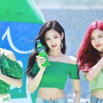 블랙핑크 제니 왜<b>이러</b>케 이쁨...?