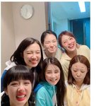 [댓글부탁해] 단체로 <b>제주</b>도 <b>놀러</b>간 에이핑크 근황