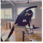 필라테스하는 여자친구 <b>엄지</b>