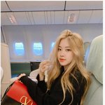 부잣집 막내딸 느낌나는 블랙핑크 <b>로제</b>