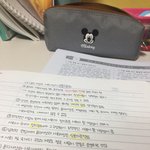 [드루와] 얘들아 필기할때 노란색 <b>색연필</b> ㄹㅇ꼭 쓰셈