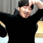 [댓글부탁해] 야 근데 케잌이랑 배추김치랑 같이 먹으면