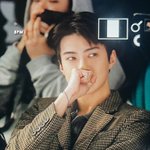 [세훈] 190324 서울패션<b>위크</b> 참스 패션쇼 프리뷰16