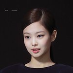 블핑 제니 <b>콩알</b>같이 귀여워