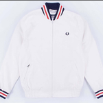 [옷코디] 20대 후반 친척 선물로 이 옷 어때?