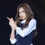 [댓글부탁해] 강다니엘 홈마가 올린 트와이스 <b>사나</b>