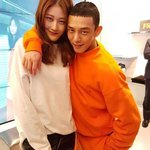 어깨<b>동무</b>하는거싫어?