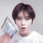 [댓글부탁해] 만우절 장난하고 자괴감 느끼는 아이돌