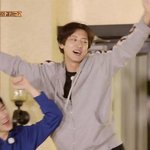 [EXO] 우리 불과 한달전에는 떡밥 없다고 힘들어했는데