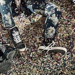 [방탄소년단] 남준이 매 <b>컨포</b>마다 신발끈