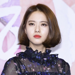 <b>화려</b>한 고아라