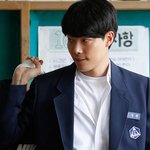 교복이 잘 어울리는 30대 배우들