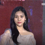 [여자친구] 여자친구 패션쇼 포토월 예삐예삐