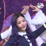 장원영 중3 맞냐고... 진짜 뭔 <b>심즈</b>같애