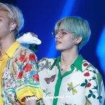 [방탄소년단] 땀닦아주는게 이렇게 멋져보일 수 있음?