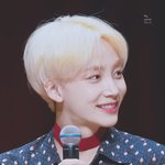 <b>짝</b>궁이랑 먹을거 서로서로 한개씩 주고<b>이</b>써