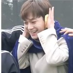 [EXO] 종대 귀에 <b>핫</b><b>팩</b> 개귀엽넼ㅋㅋㅋㅋ