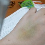 ㅅㅂ진짜 <b>바늘</b>을 어케 찌른거야