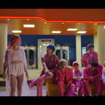 [방탄소년단] 감동의 <b>핑크</b>수트 존버단 출첵해보자...