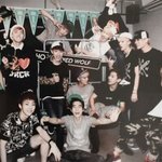 [EXO] <b>변덕</b>많던 내 학창시절에서 유일하게 변함없는건
