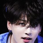 정국 머리펌한거 쫌 귀엽다