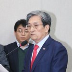 노영민 "인사문제로 심려끼쳐 <b>송구</b>스럽다"