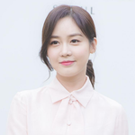 시선 <b>강탈</b>하는 성유리 구두