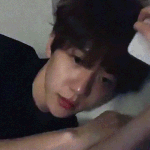 [백현] 190403 인스타 라이브 백현.<b>gif</b> 2