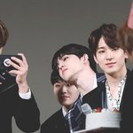 [모두드루와] 세븐틴 얘네도 막내 <b>덕질</b> 하는 거 같애