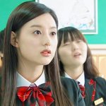 모든 교복 흡수한 김지원