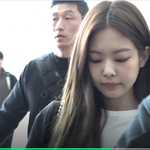[댓글부탁해] 블랙핑크 오늘 <b>출국</b> ㄱㄱㄱㄱ
