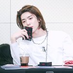 [모두드루와] 이분 장발 진짜 잘어울리는데??????