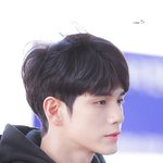 옹성우가 걸을 때 나는 소리는?