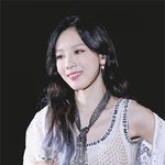 무표정하면 왠지 움찔한 <b>여</b><b>돌</b>