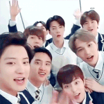 [EXO] 엑소가 자라고 인사한다앙