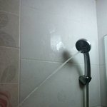 [모두드루와] 스스로 <b>고친</b> 샤워기.jpg
