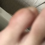 나 새끼 <b>발가락</b> ㅈㄴ 못생겼어 ㅠ