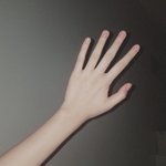 [댓글부탁해] 나 <b>손목</b> 손가락 개얇은 편인데 ㄹㅇ 스트레스