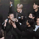 [EXO] 야 다 들어<b>와바</b>
