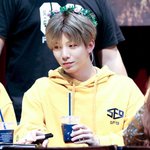 장발이 어울리는 남돌