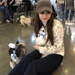 애견카페 간 <b>쯔위</b>