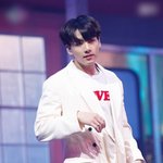 '서<b>윗</b>' 할 것 같은 이미지의 男돌