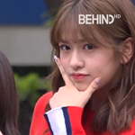 [아이즈원] <b>안유진</b> 뮤뱅출근 존예 하트여!