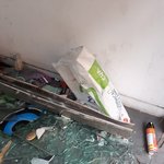 [특별한범죄] 어제 제가게가 무너지고 약탈당했습니다